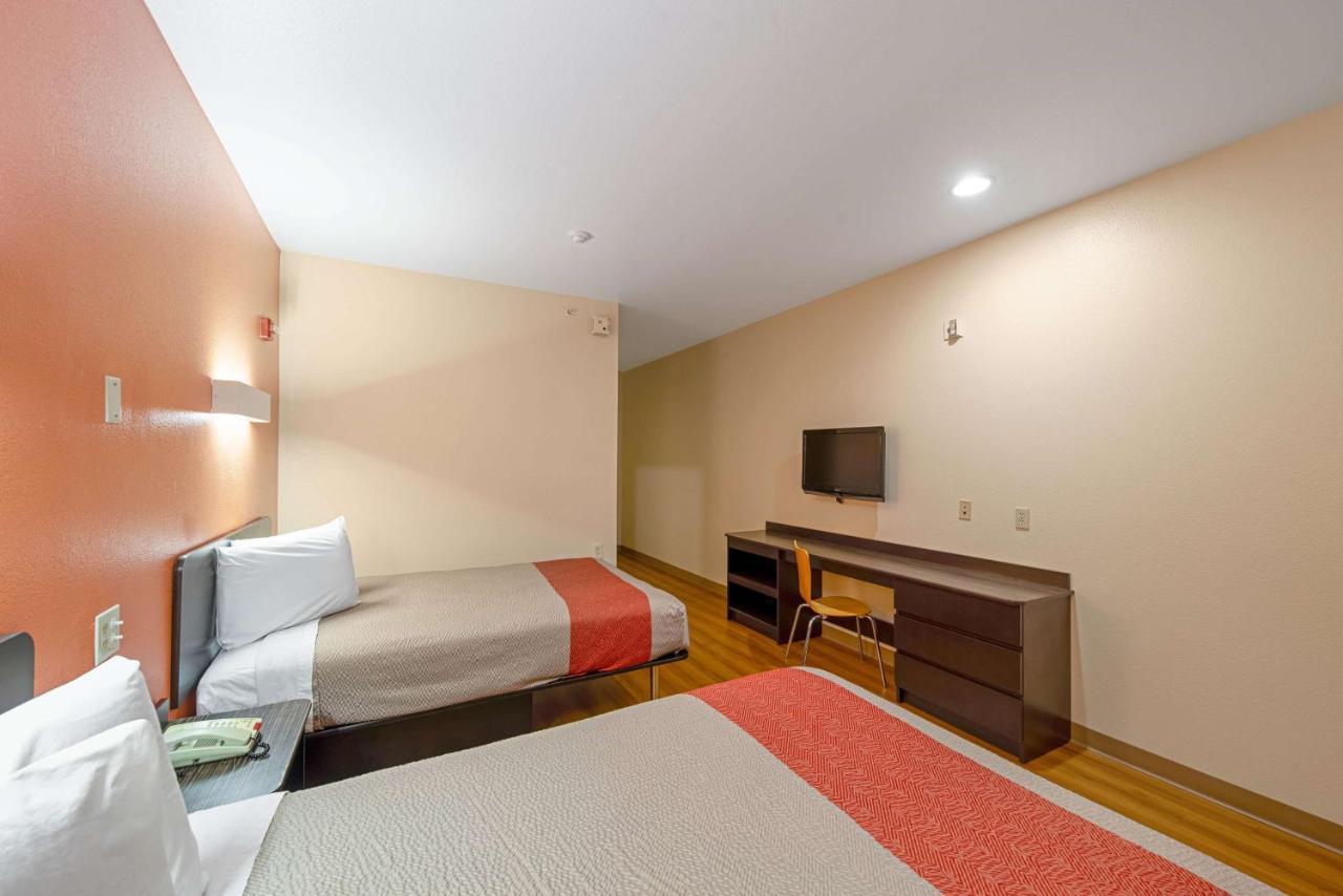 Motel 6-Rhome, Tx ภายนอก รูปภาพ